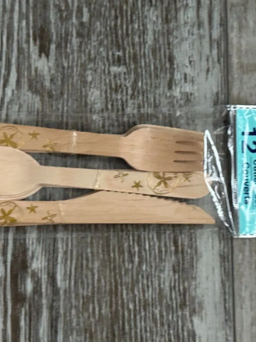 NWT Shore LIving 12 pc Cutlery Set Wood Silverware w Gold Starfish etc Design